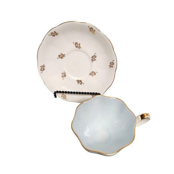 VTG Queen Anne Fine Bone China Footed Teacup & Saucer Blue  Gold Gilt #5365 - Picture 3 of 14